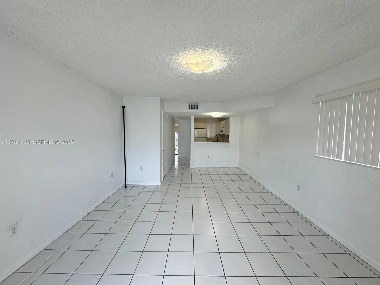 2620 W 76th Street 201, Hialeah, FL 33016 photo 7