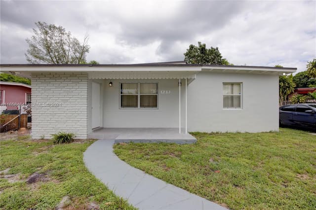 425 NW 133rd Street, North Miami, FL 33168