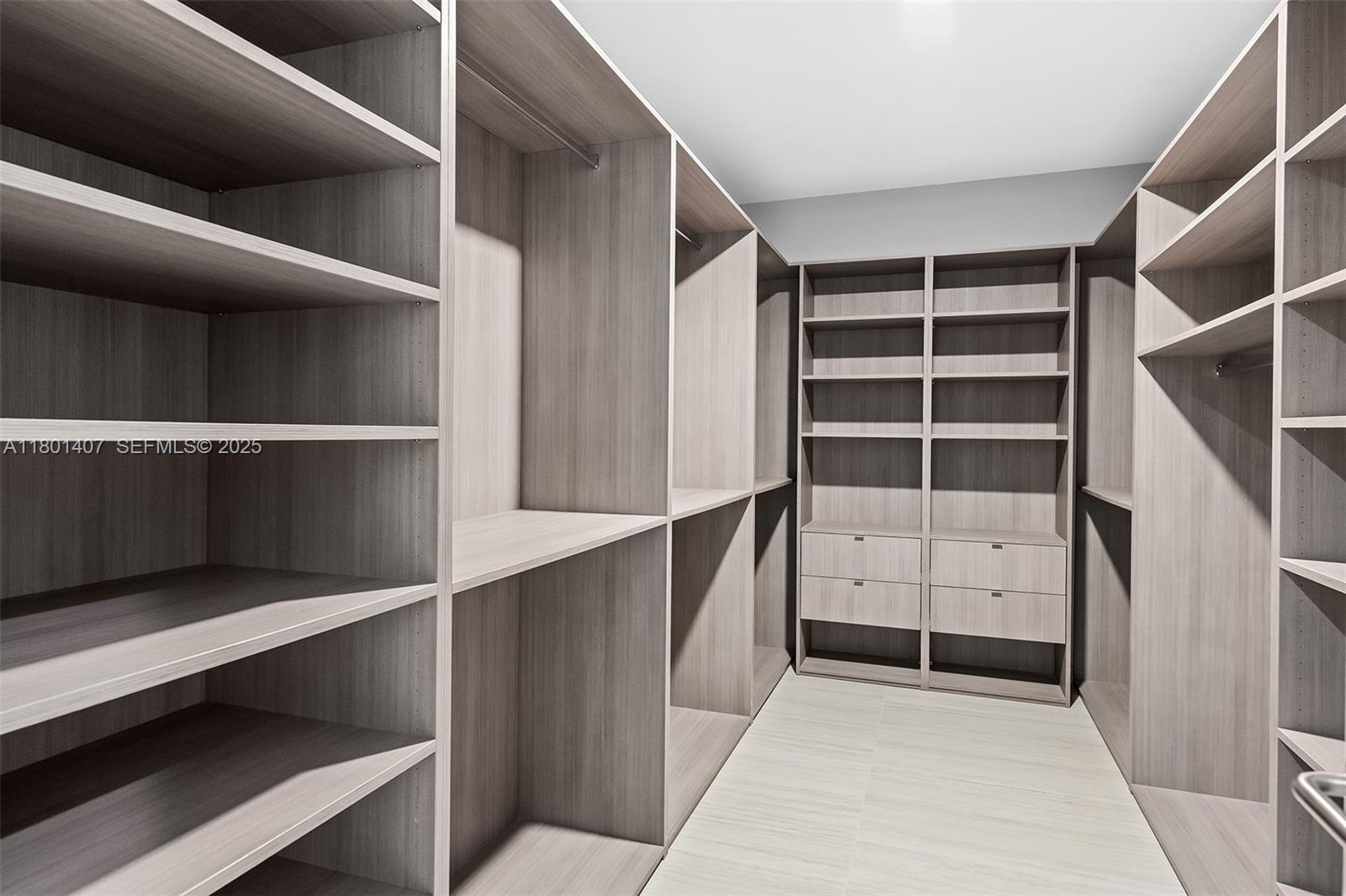 851 NE 1st Avenue PH 5401, Miami, FL 33132 photo 20
