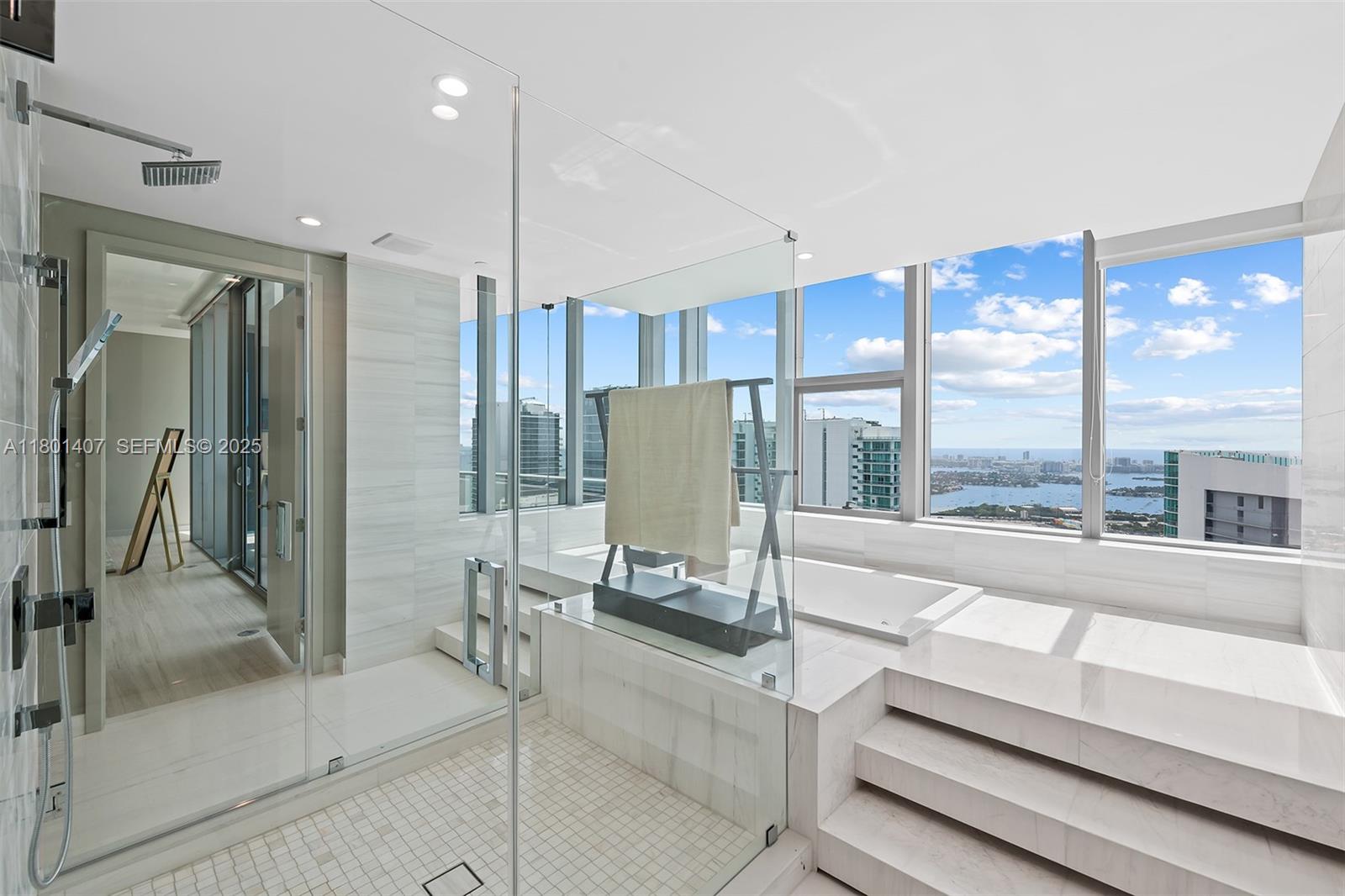 851 NE 1st Avenue PH 5401, Miami, FL 33132 photo 22
