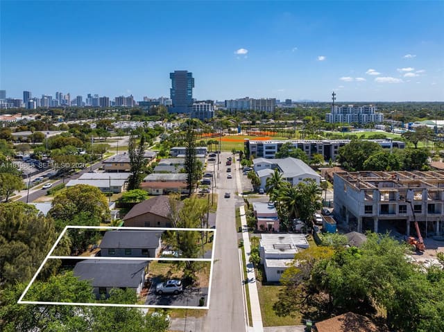 311 SE 3rd Avenue, Hallandale Park, Hallandale Beach, FL