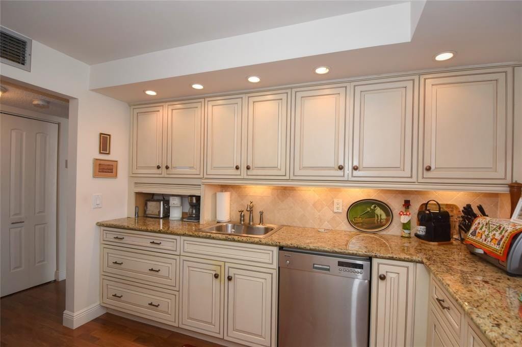 400 Leslie Drive 419, Hallandale Beach, FL 33009 photo 15
