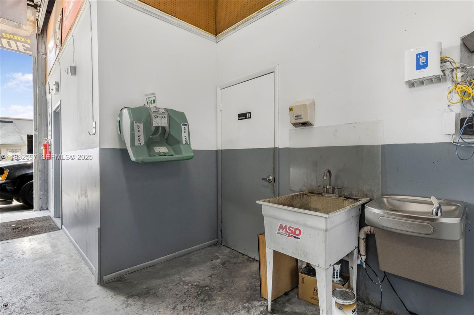 Mechanic Shop For Sale Mechanic Shop For Sale Near Tamiami Airport, Miami, FL 33186 photo 20