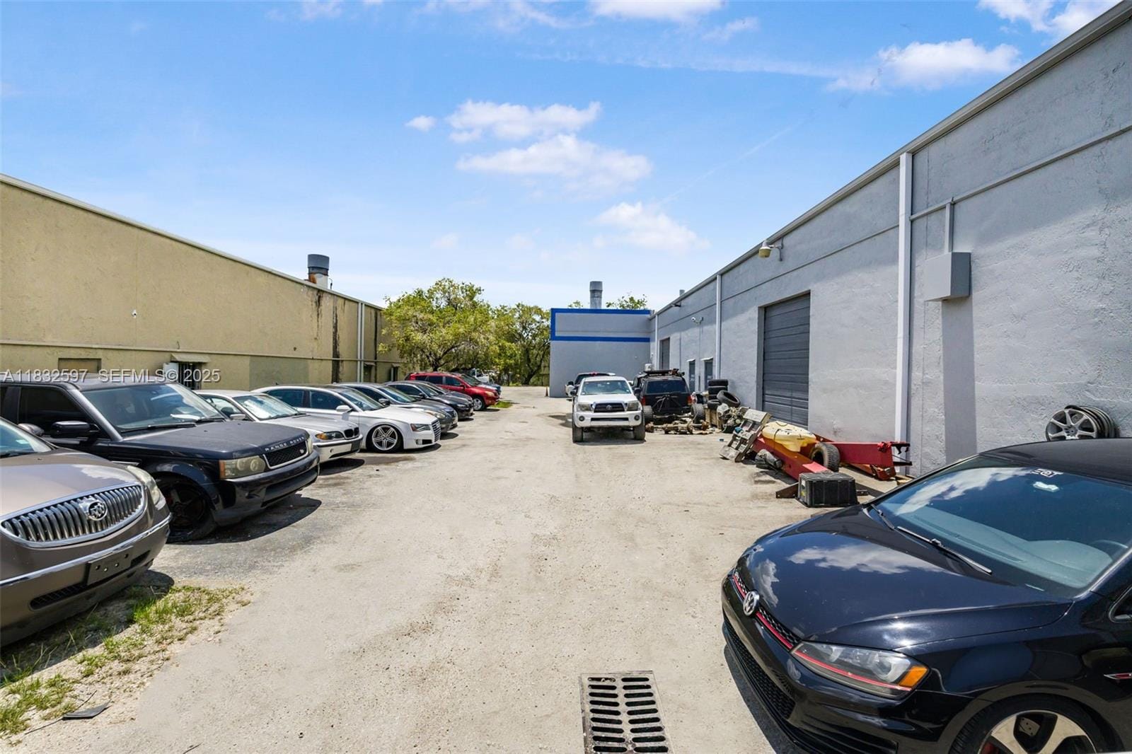 Mechanic Shop For Sale Mechanic Shop For Sale Near Tamiami Airport, Miami, FL 33186 photo 24