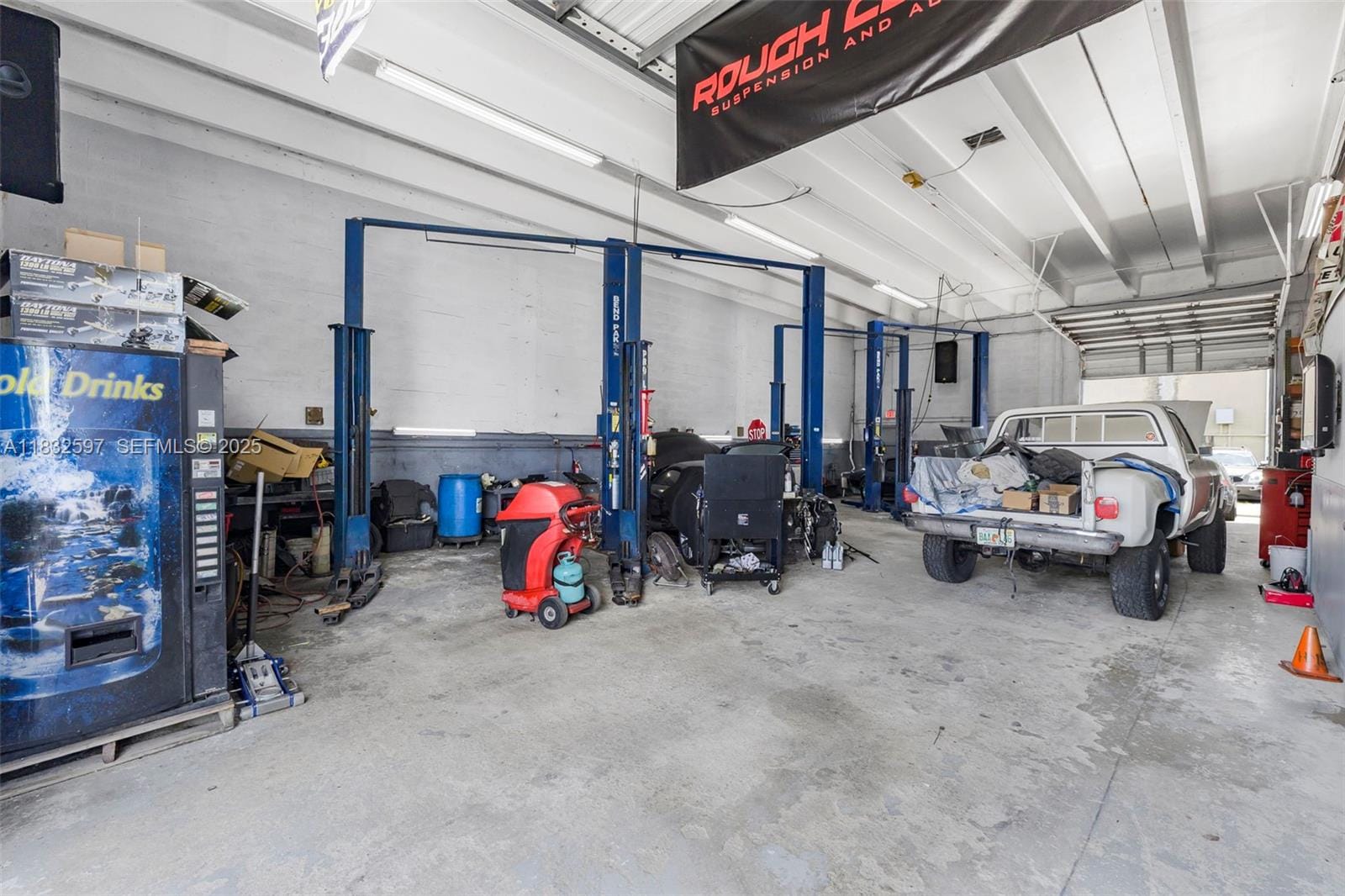 Mechanic Shop For Sale Mechanic Shop For Sale Near Tamiami Airport — photo 10
