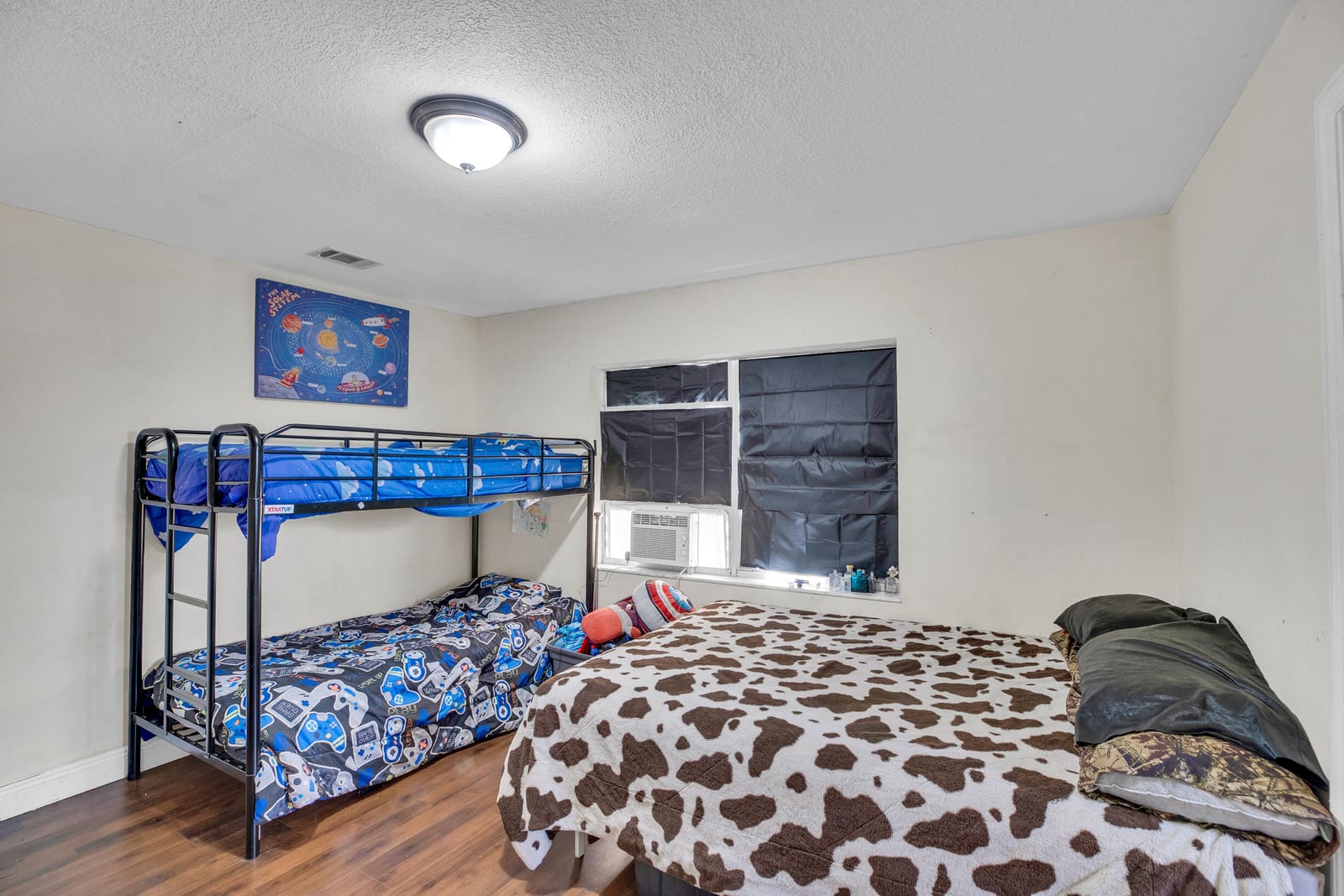 5402 Shannon Drive — photo 12