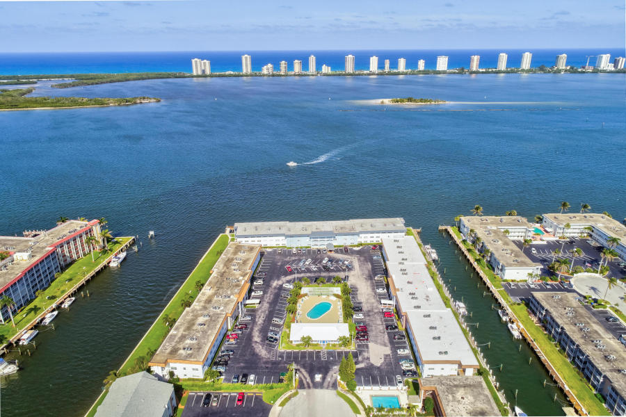 100 Shore Court 307, North Palm Beach, FL 33408, North Palm Beach