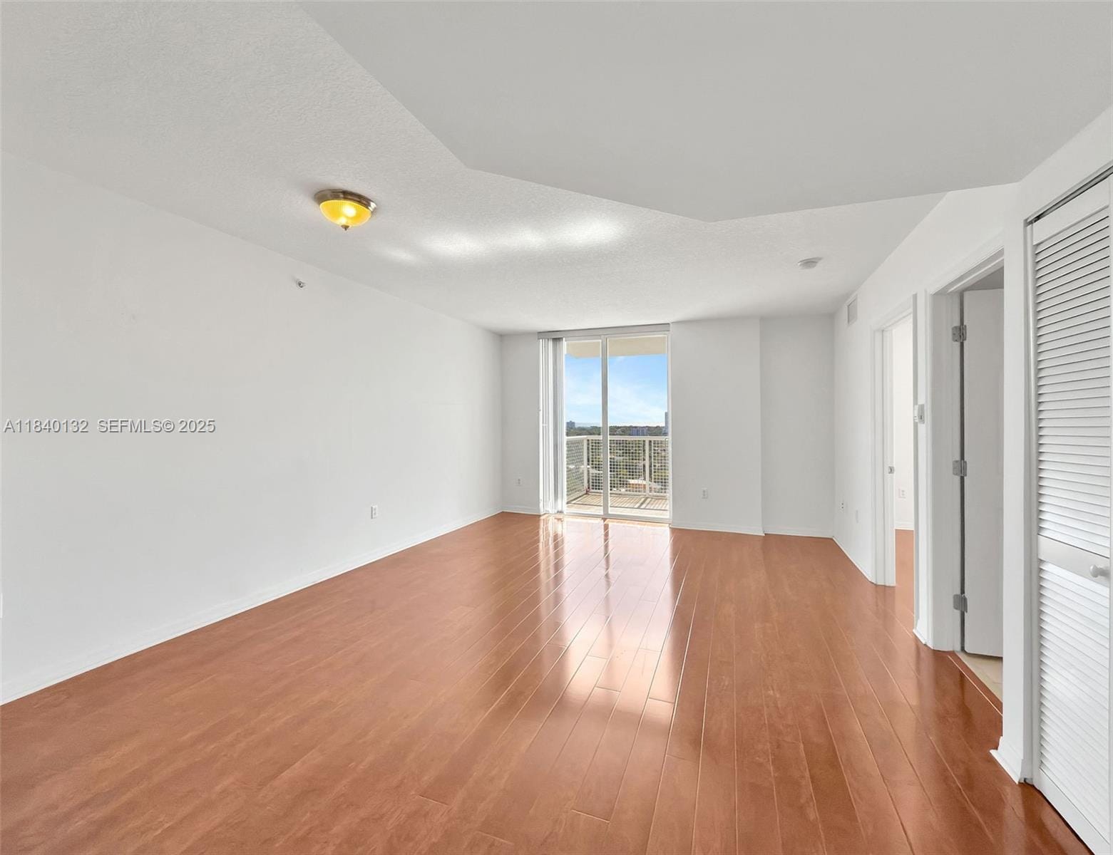 900 SW 8th Street 1510, Miami, FL 33130 photo 3