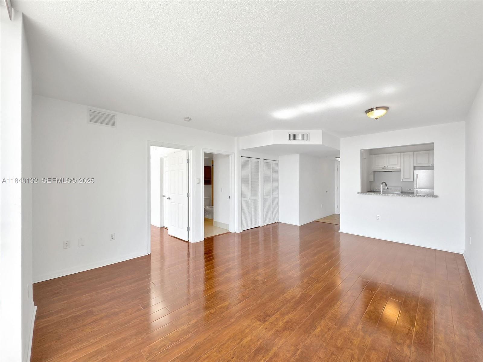 900 SW 8th Street 1510, Miami, FL 33130 photo 5