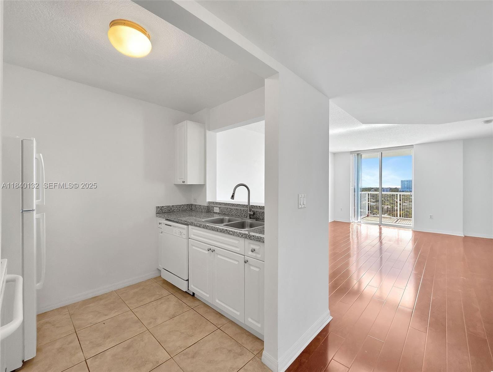 900 SW 8th Street 1510, Miami, FL 33130 photo 9
