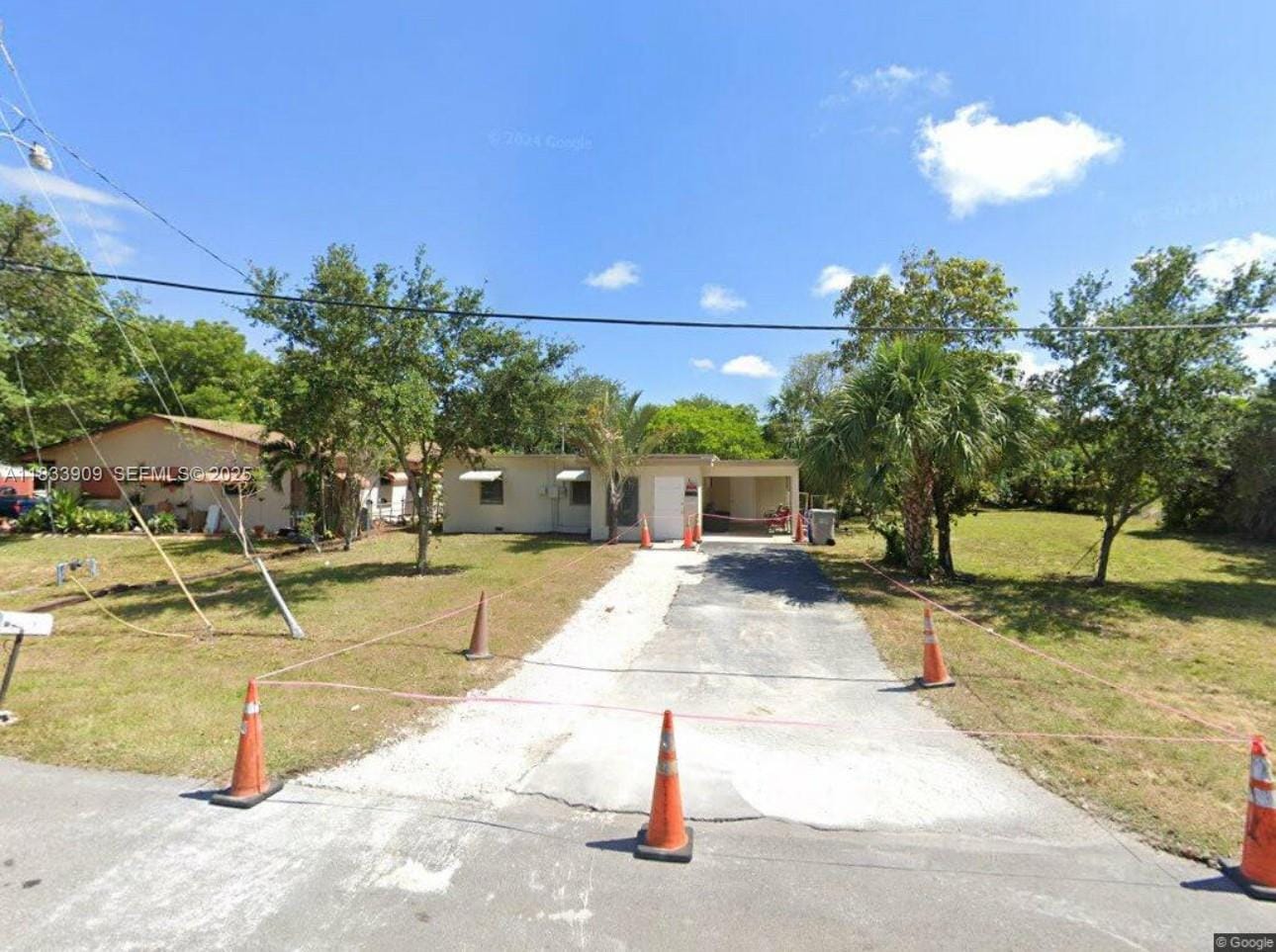 894 SW 9th Court, Pompano Beach, FL 33060