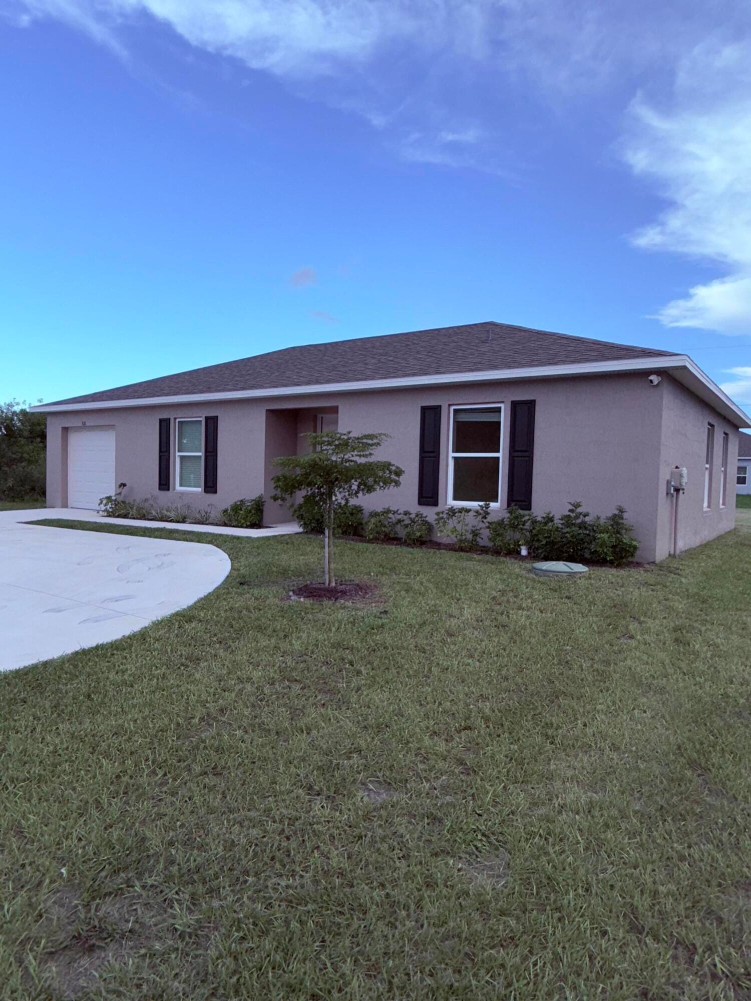 316 SW Becker Road — photo 3