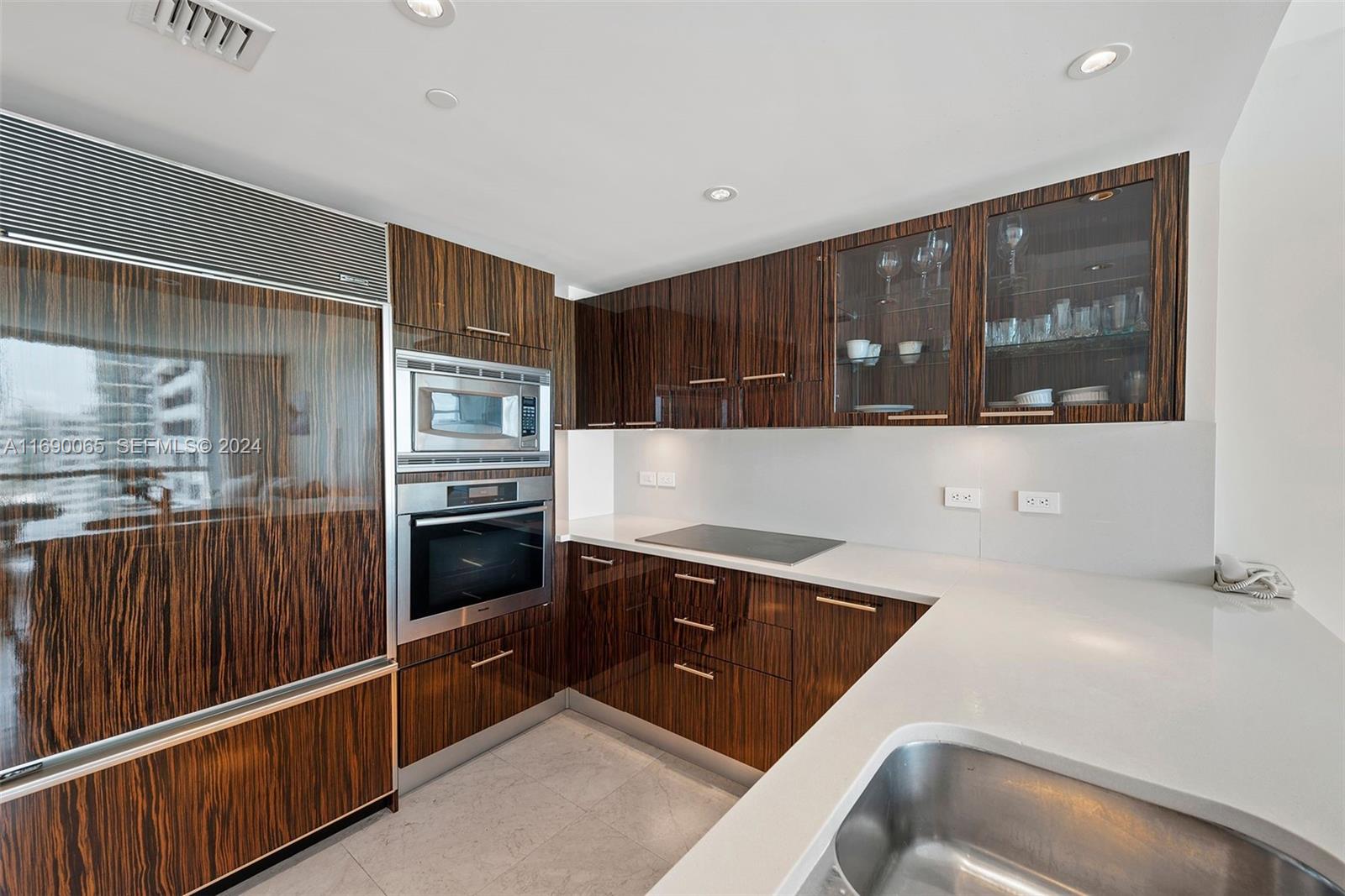 6801 Collins Avenue 1203, Miami Beach, FL 33141 photo 21