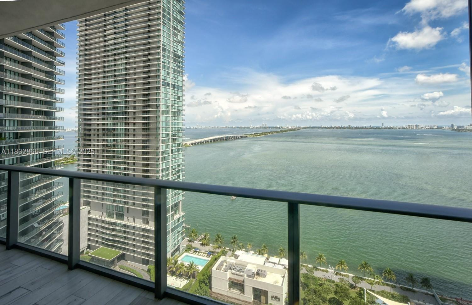 480 NE 31st Street 3205, Miami, FL 33137 photo 2