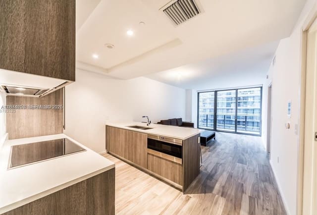 801 S Miami Avenue 2707, sold in Sls Lux, Miami, FL