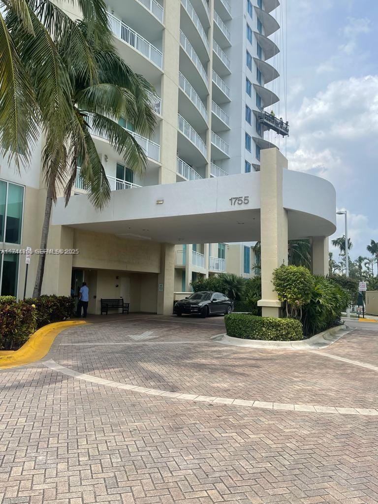 1755 E Hallandale Beach Boulevard MEZ7E — photo 3