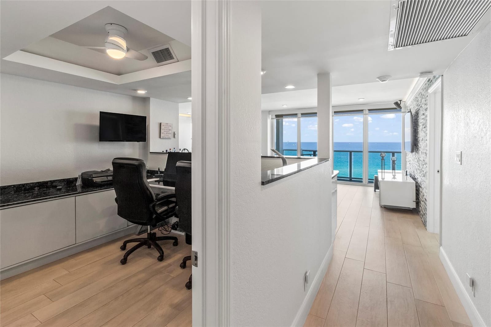 333 NE 21st Avenue 1510, Deerfield Beach, FL 33441 photo 11