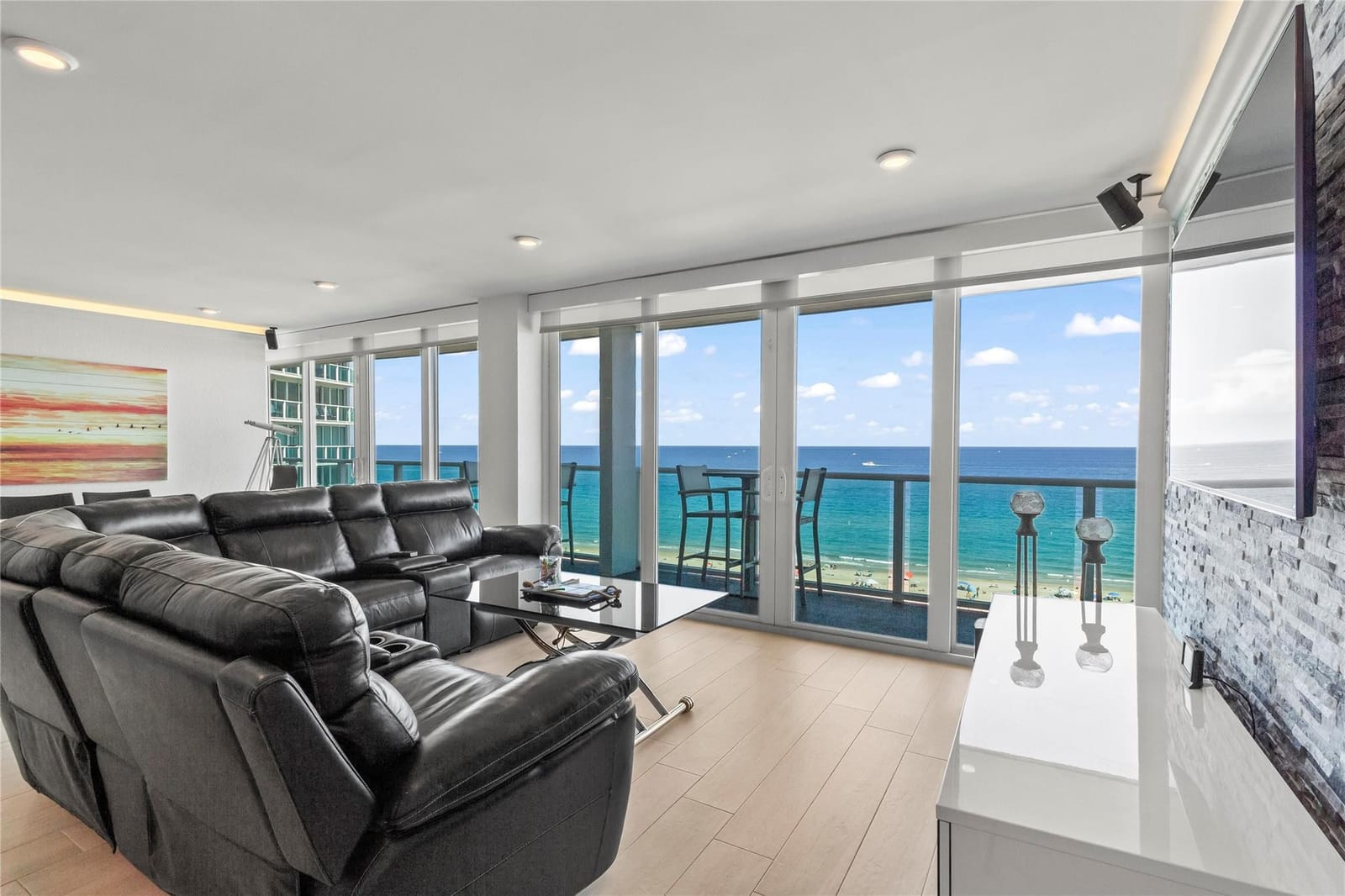 333 NE 21st Avenue 1510, Deerfield Beach, FL 33441 photo 4