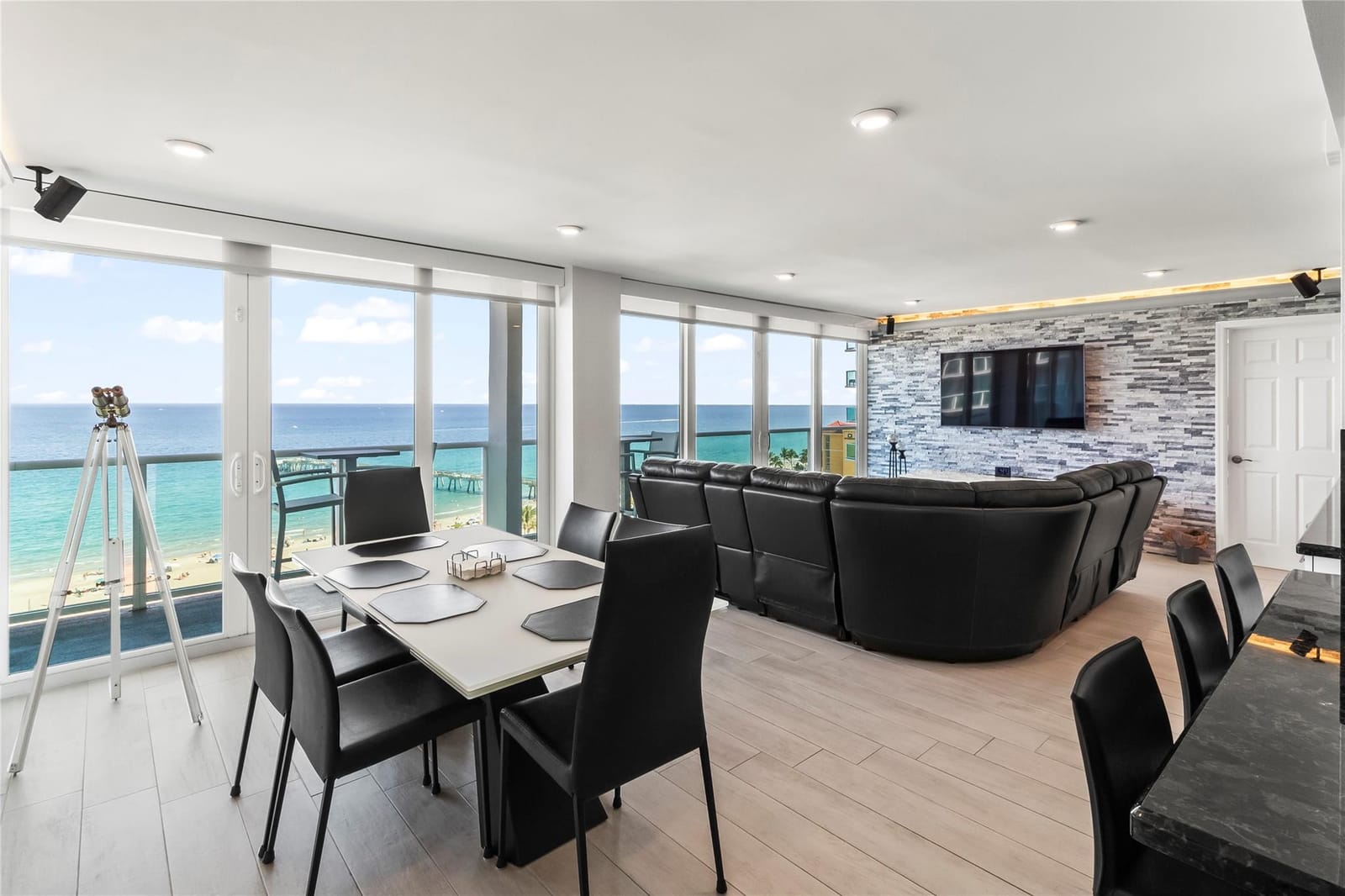 333 NE 21st Avenue 1510, Deerfield Beach, FL 33441 photo 5