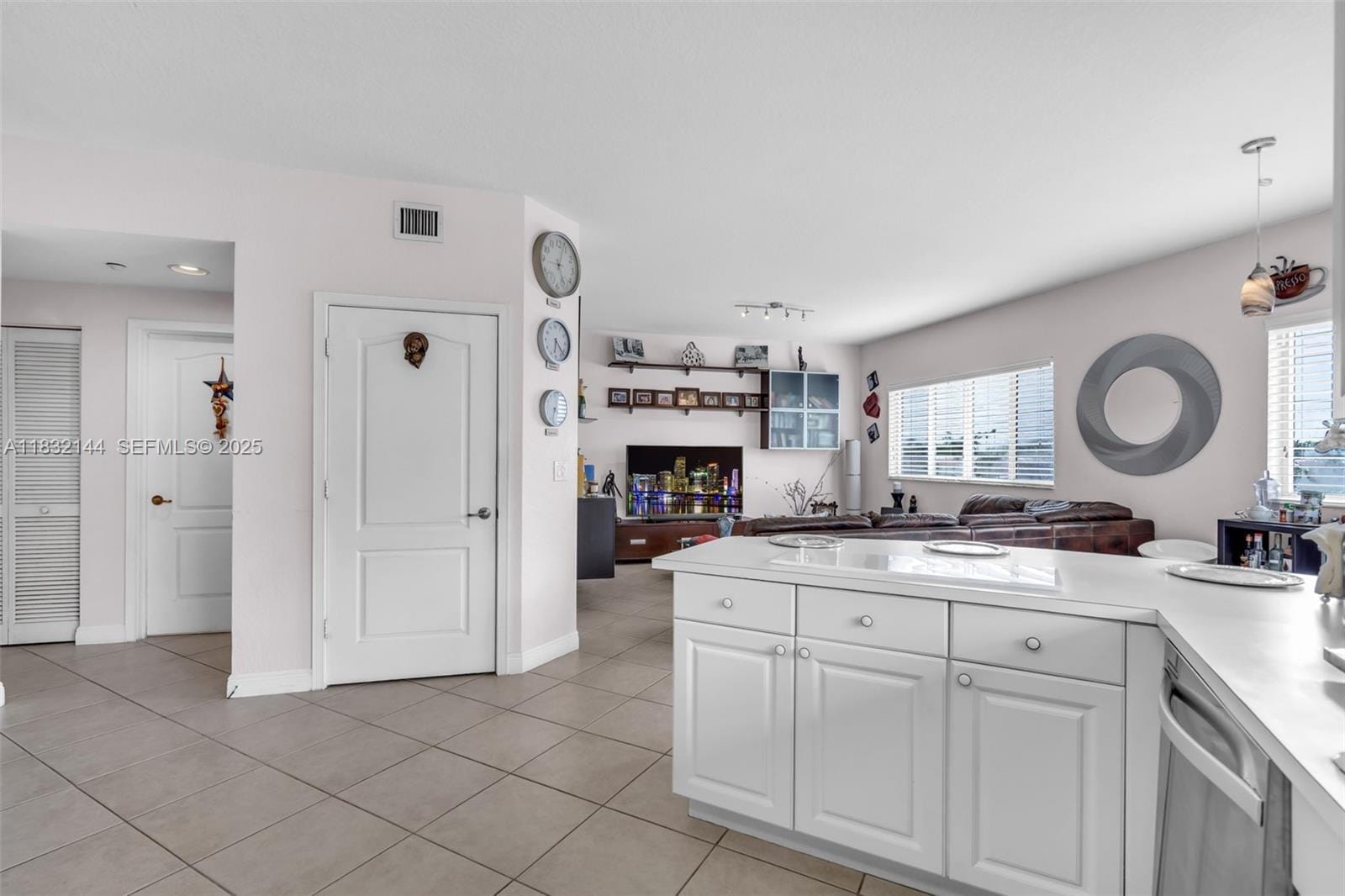 10700 NW 66th Street 308, Doral, FL 33178 photo 4