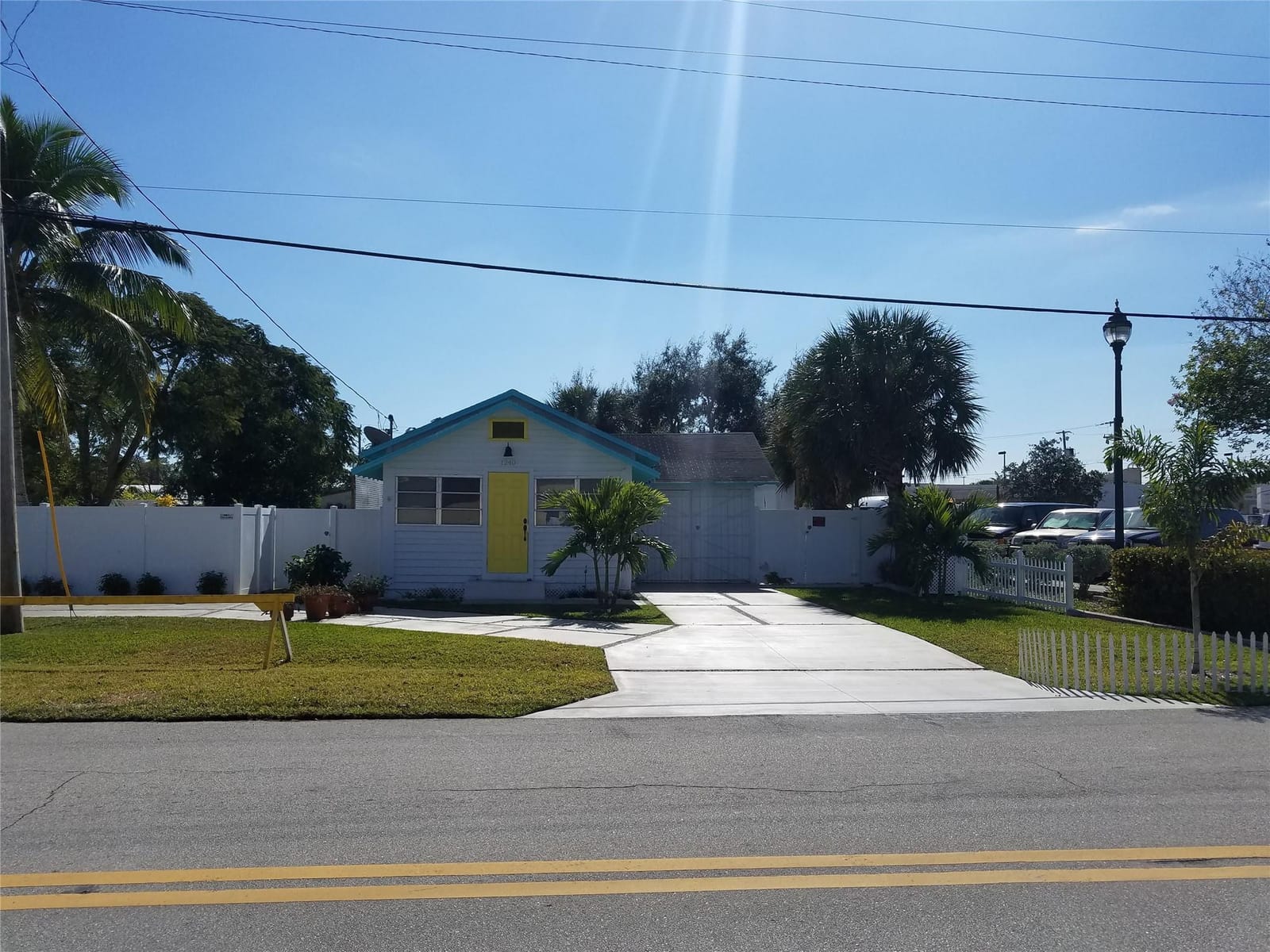 1240 NE 34th Court — photo 1