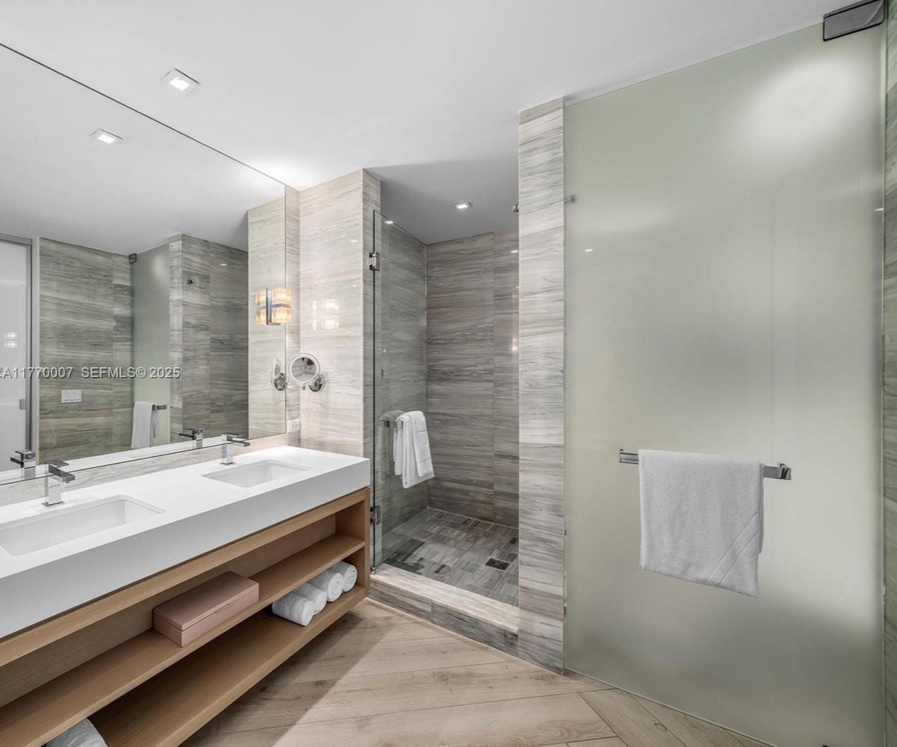 2201 Collins Avenue 1604, Miami Beach, FL 33139 photo 17