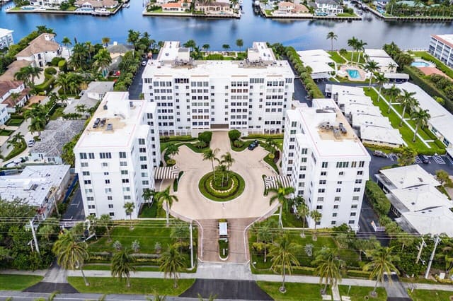 2000 S Ocean Boulevard 108, sold in Delray Beach Club Apts Condo, Delray Beach, FL