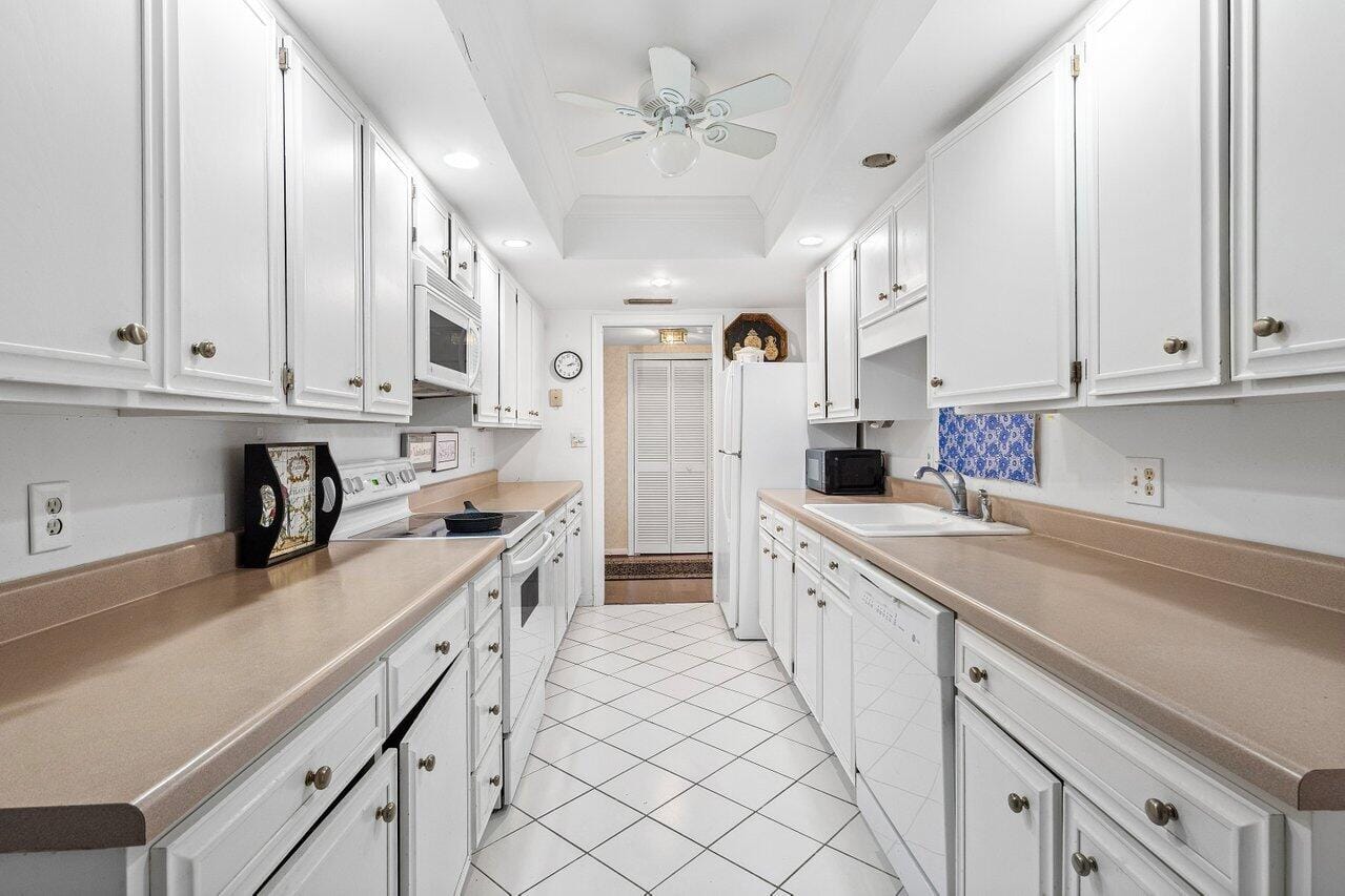 2000 S Ocean Boulevard 108, Delray Beach, FL 33483 photo 8
