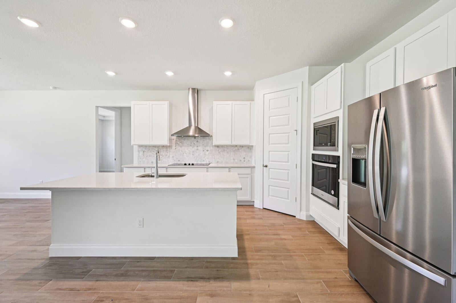 5665 Hampton Park Circle — photo 10