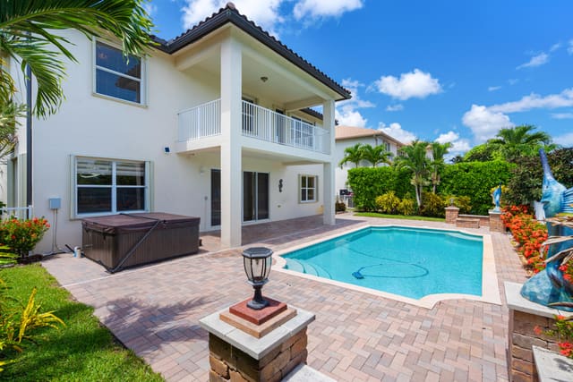 1835 SW Newport Isles Boulevard, Port St. Lucie, FL 34953