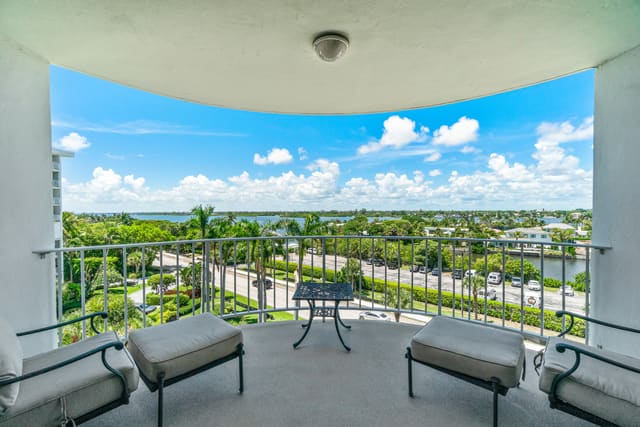 2295 S Ocean Boulevard 616, Palm Beach, FL 33480