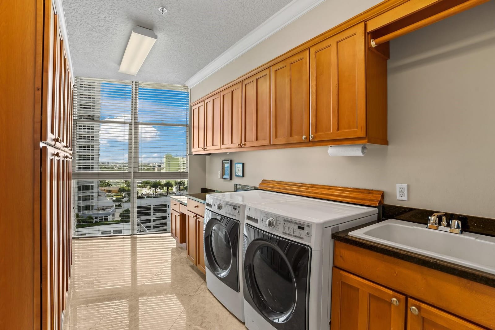 111 SE 8th Avenue 1501, Fort Lauderdale, FL 33301 photo 22