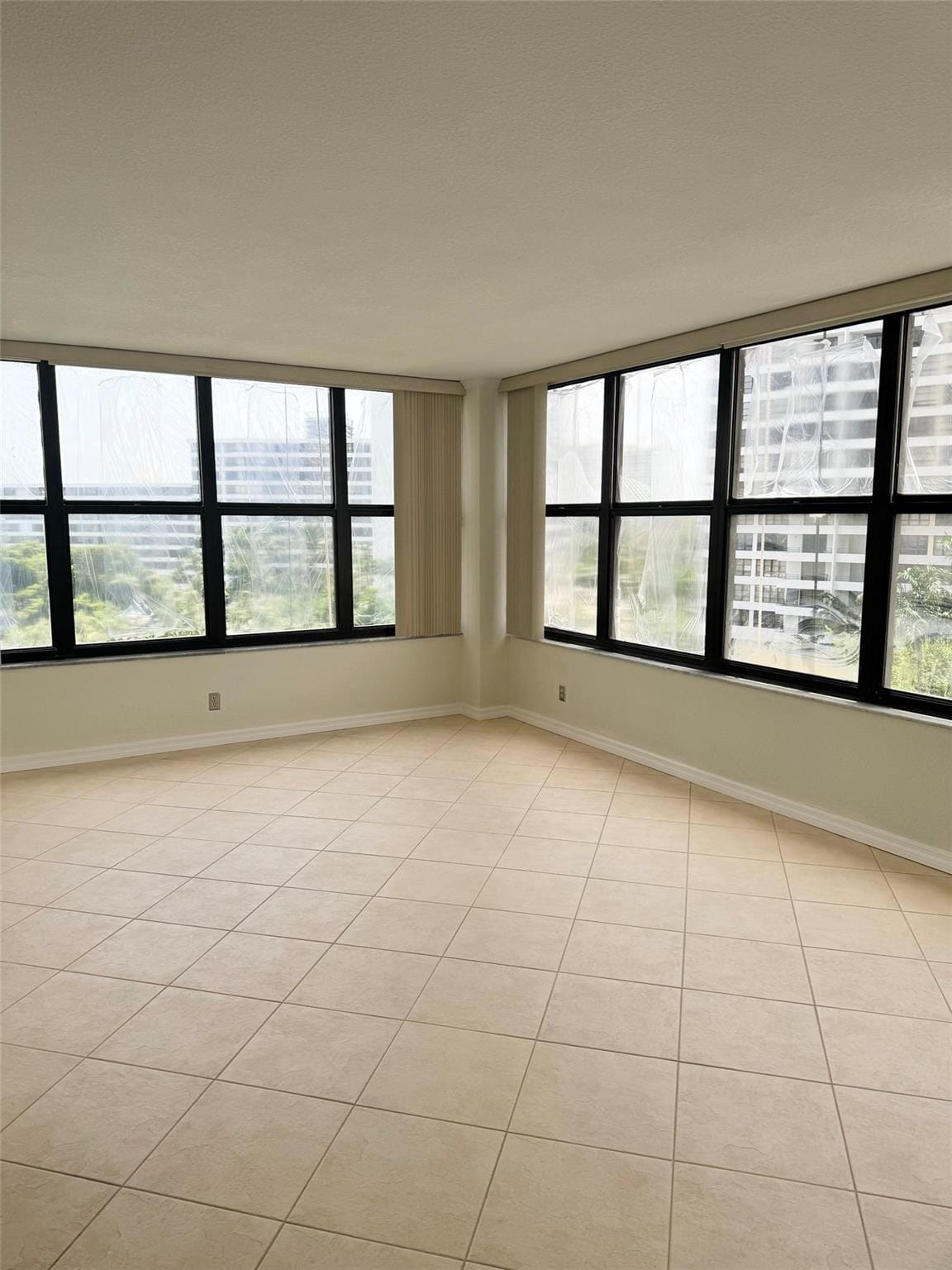 2500 Parkview Drive 814, Hallandale Beach, FL 33009 photo 28