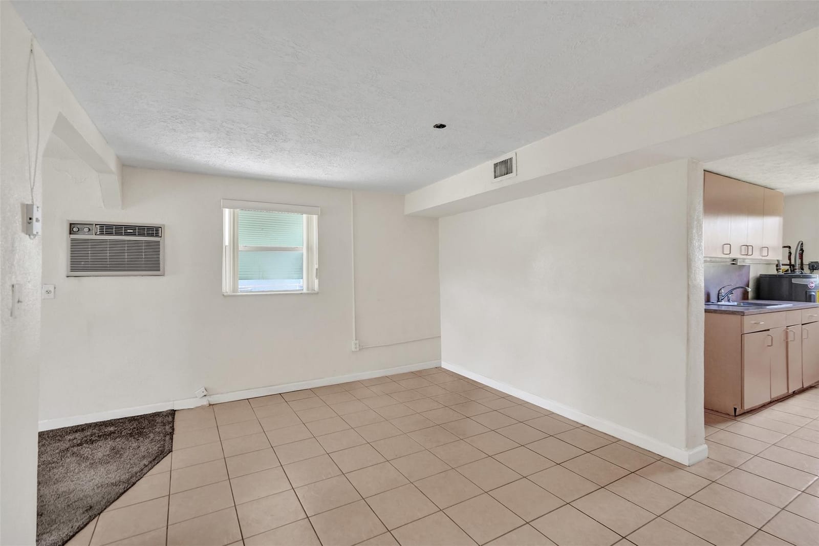 2055 NW 8th Street, Pompano Beach, FL 33069 photo 6