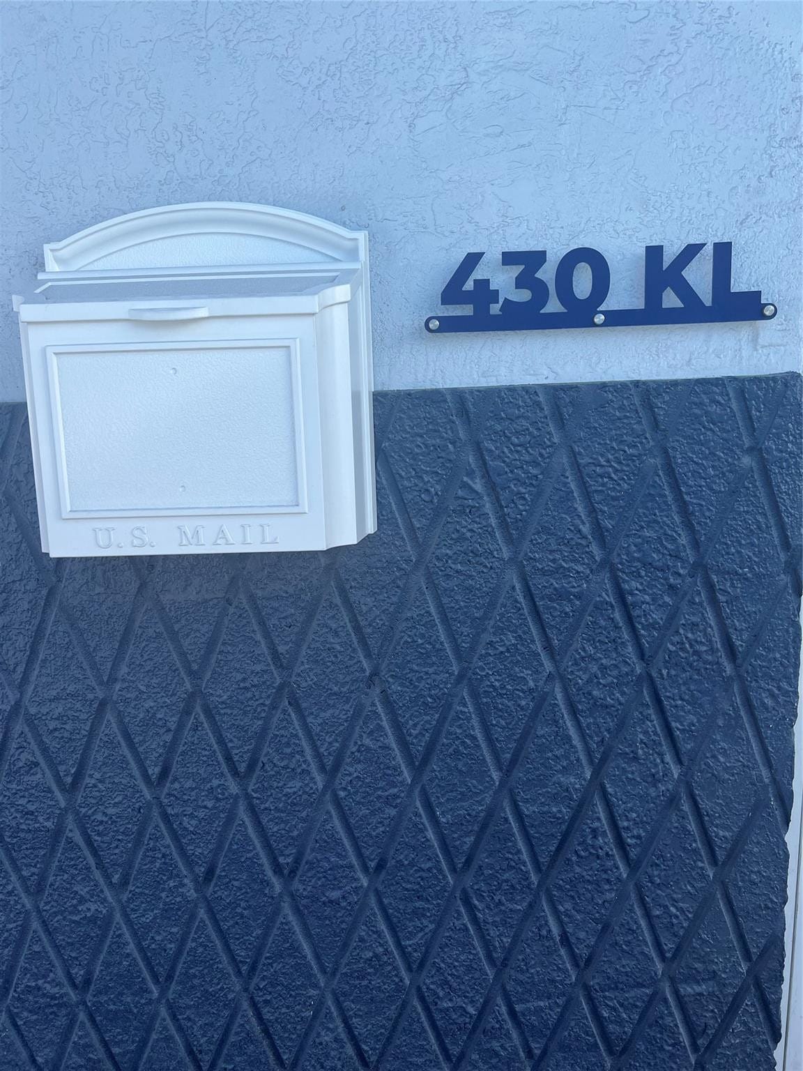 430 Ansin Boulevard KL, Hallandale Beach, FL 33009