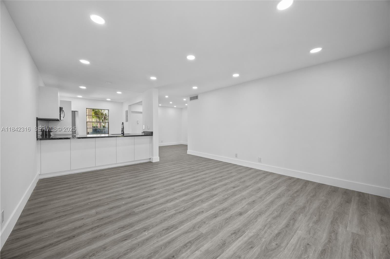 5790 Stirling Road 112, Hollywood, FL 33021 photo 11