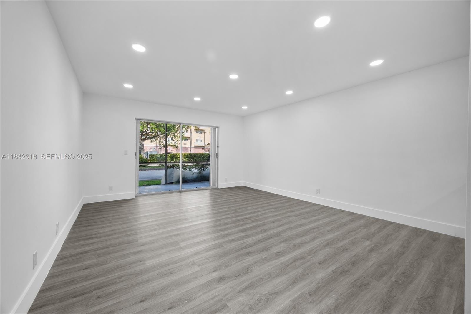 5790 Stirling Road 112, Hollywood, FL 33021 photo 6