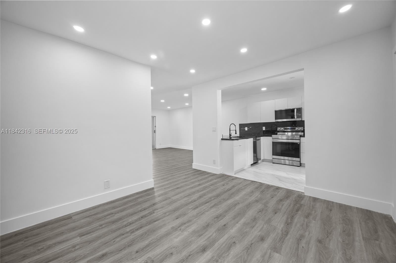 5790 Stirling Road 112, Hollywood, FL 33021 photo 10