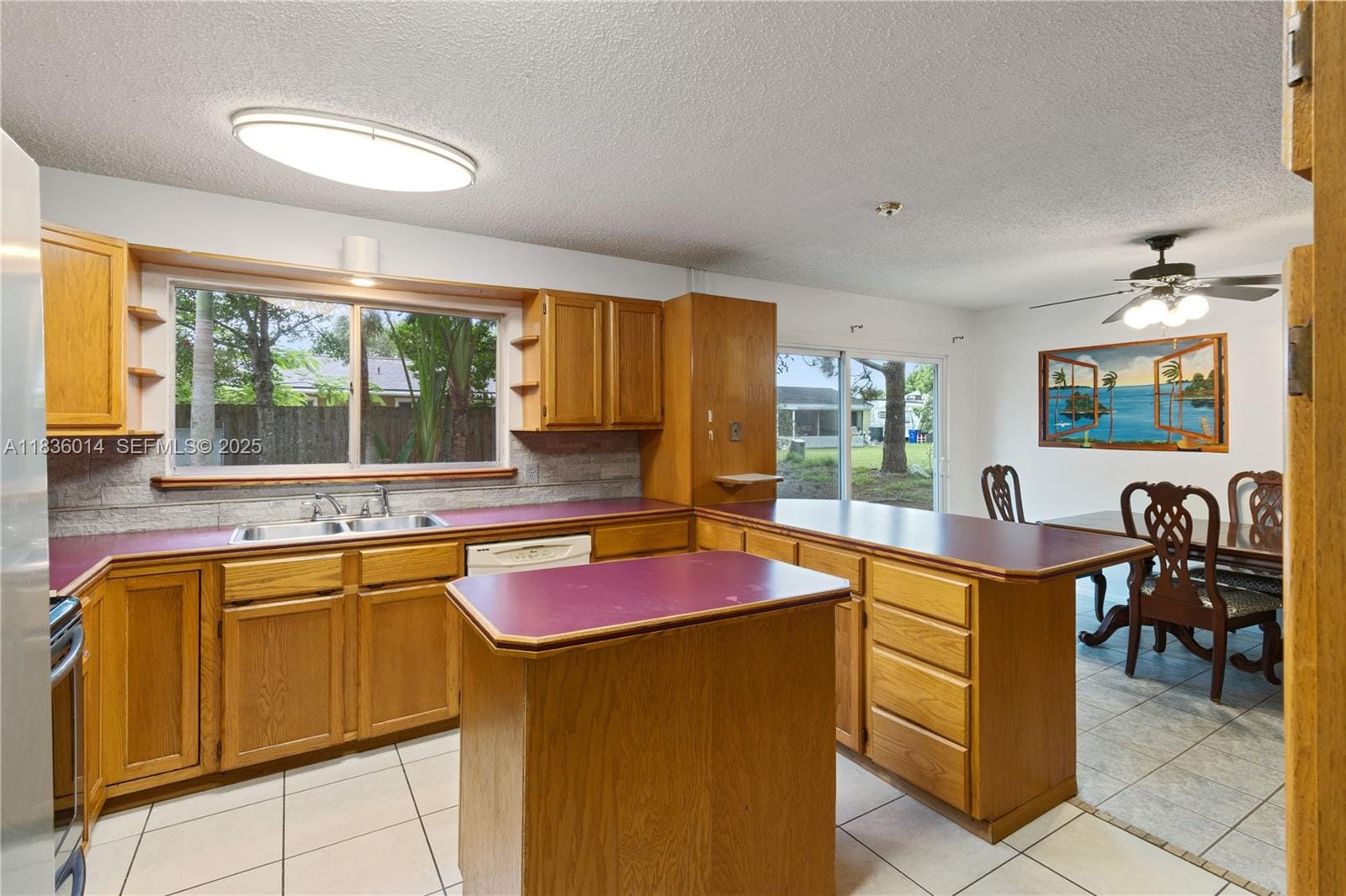 961 DR Schumann Drive — photo 3