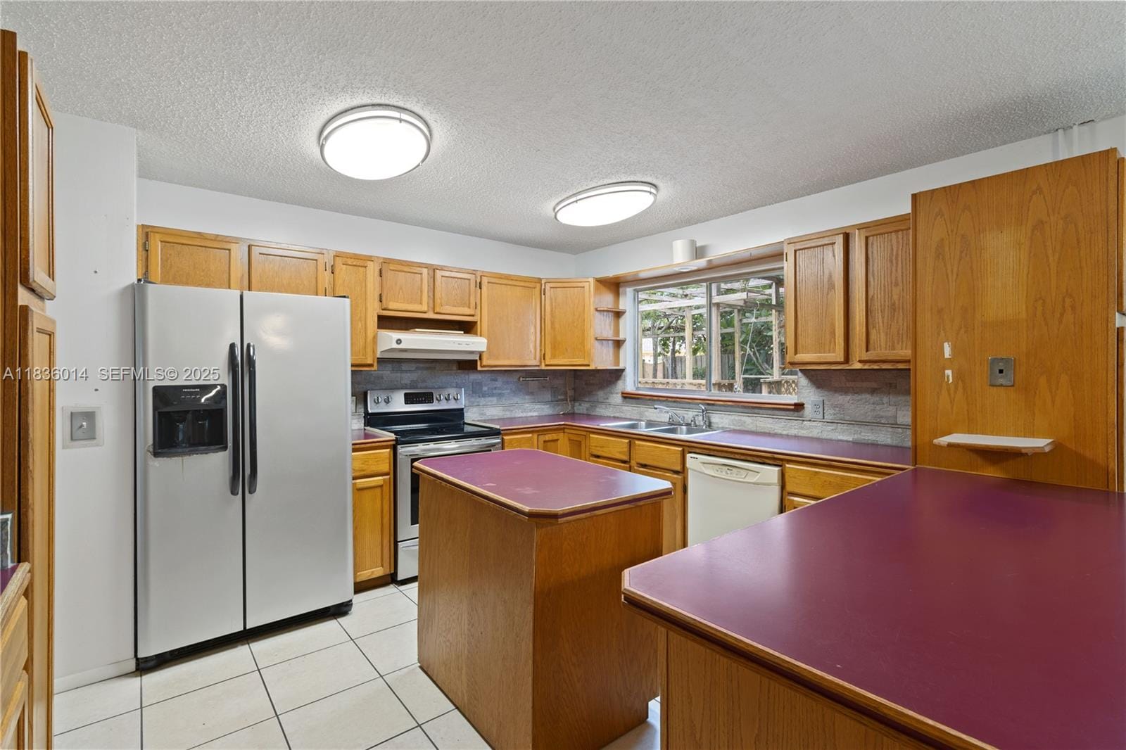 961 DR Schumann Drive — photo 4