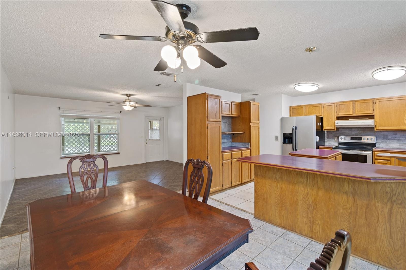 961 DR Schumann Drive — photo 5
