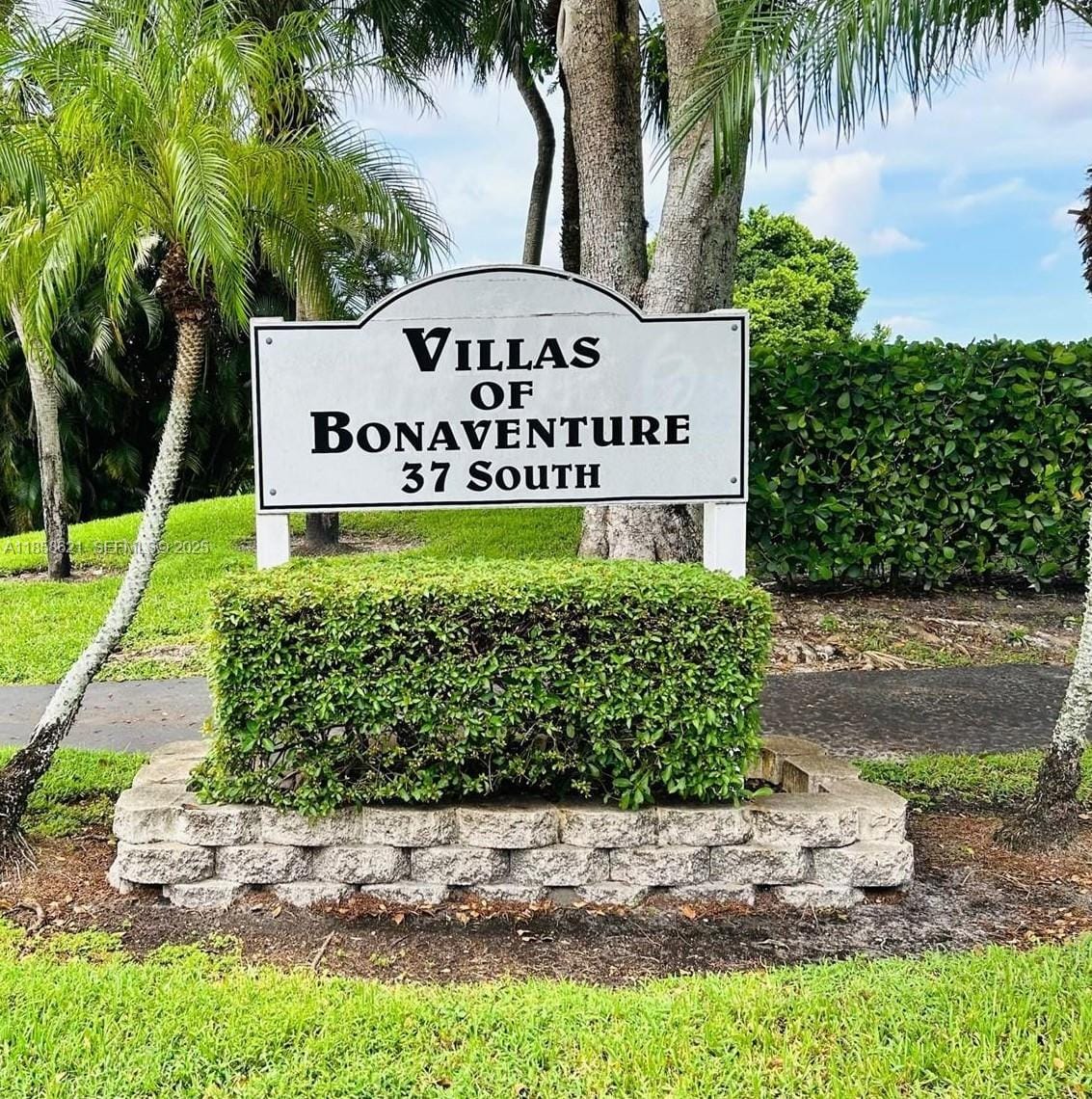 343 Fairway Circle 63, Weston, FL 33326 photo 2