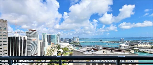 335 S Biscayne Boulevard LPH-00, Miami, FL 33131