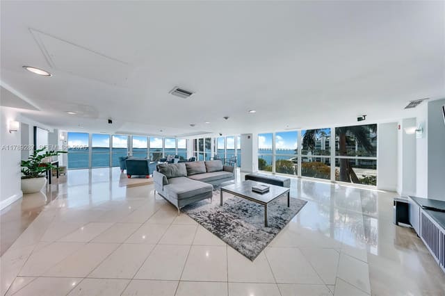 1155 Brickell Bay Drive 1210, Miami, FL 33131