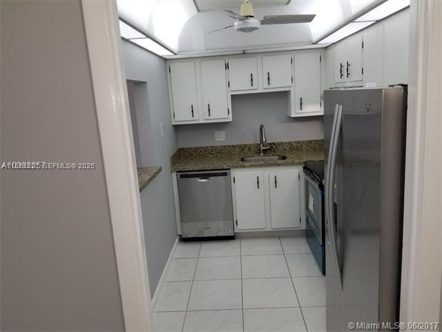 4160 Inverrary Drive 505 — photo 2