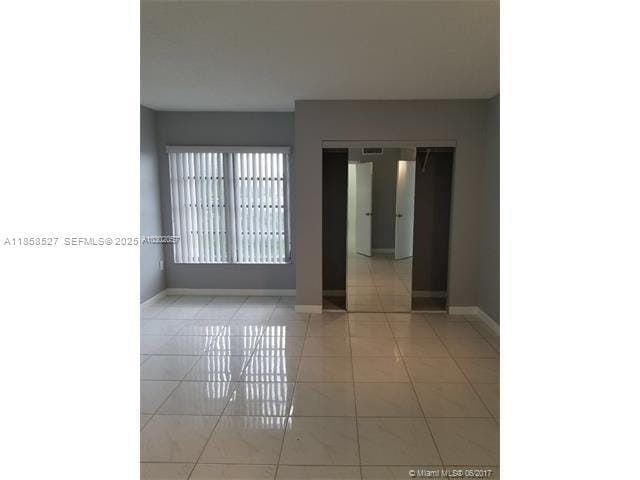 4160 Inverrary Drive 505 — photo 9