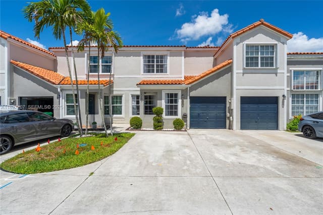 2260 SW 84th Way, Miramar, FL 33025