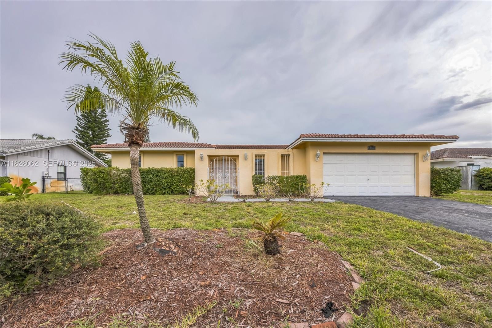 867 Ramblewood Drive, Coral Springs, FL 33071