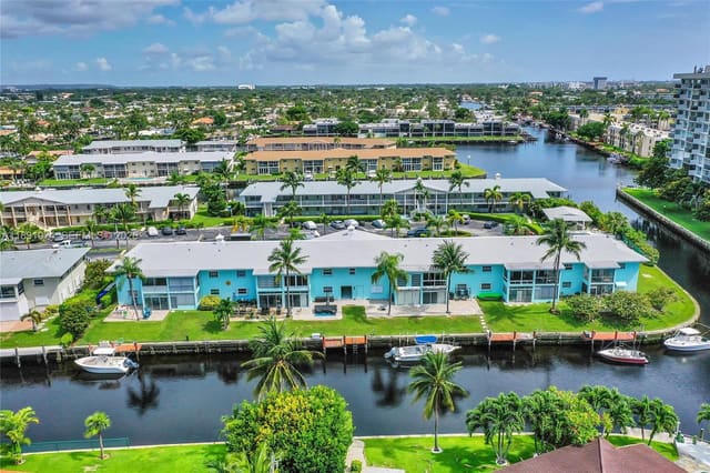 931 SE 9th Avenue 15, sold in Cypress Island, Pompano Beach, FL