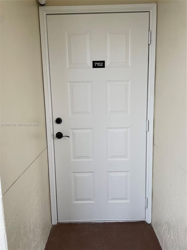 7152 S Devon Drive 304, sold in Devon Condominium, Tamarac, FL